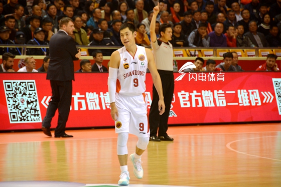 张庆鹏因伤缺战福建