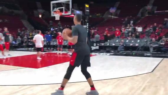 利拉德开始热身了