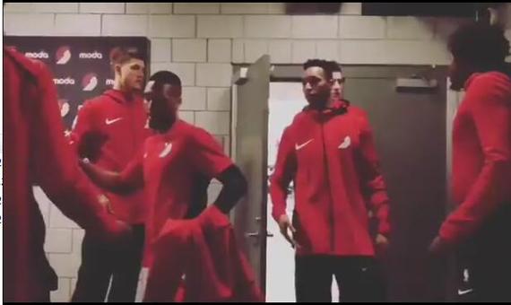 利拉德老大气质鼓舞队友