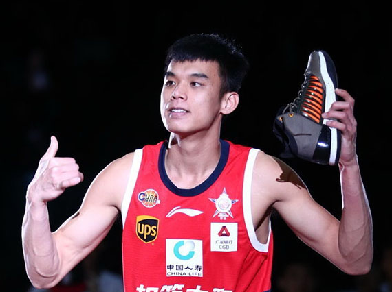 扣篮王原本目标想拿满分遗憾最难动作没完成