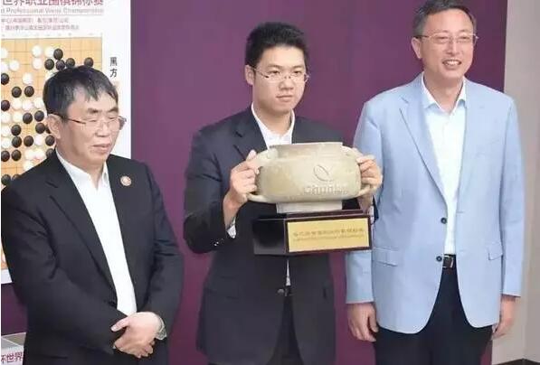 檀啸夺得春兰杯冠军