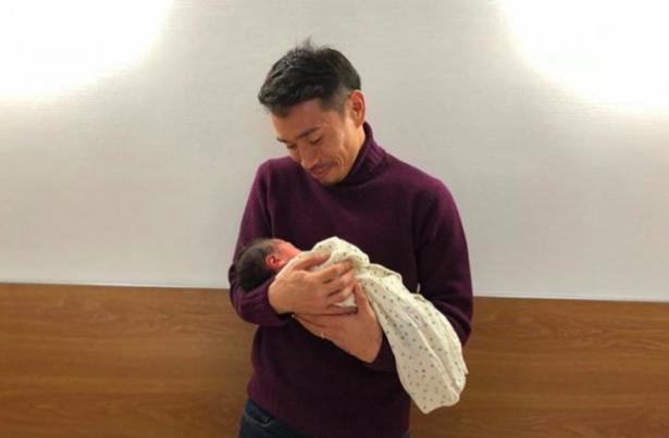 恭喜 国米日本旧将当爸爸了感谢美丽女优妻子 手机新浪网