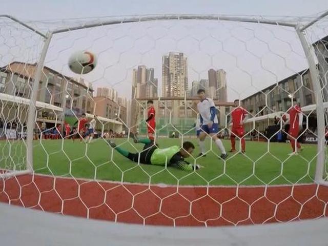 谭国辉凌空破门首开纪录