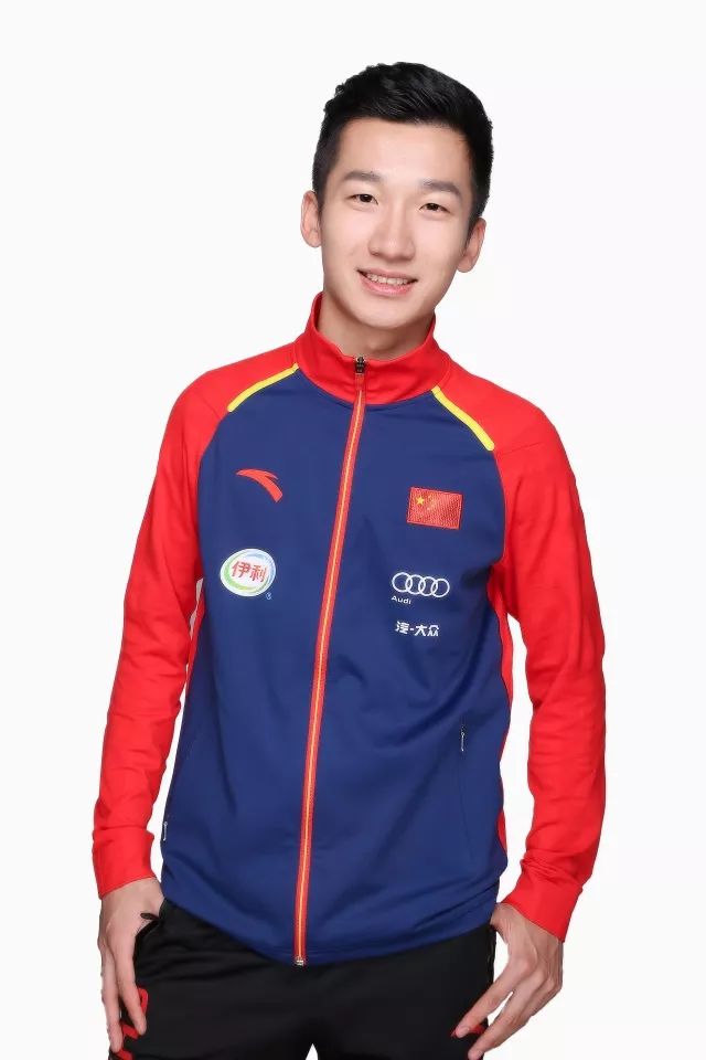 中国短道速滑男队最帅证件照武大靖追风少年