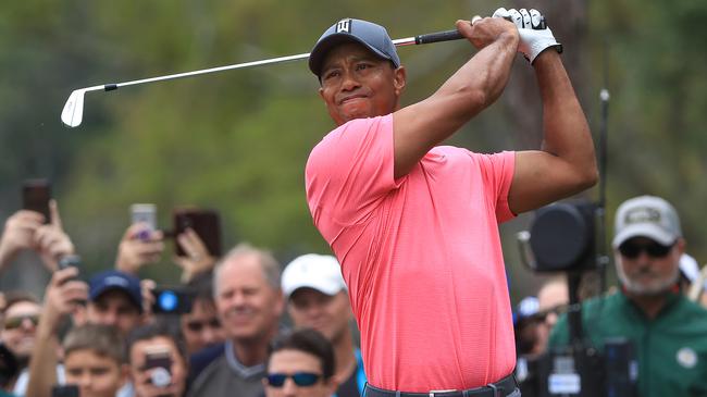 伍兹将五年来首座冠军奖杯