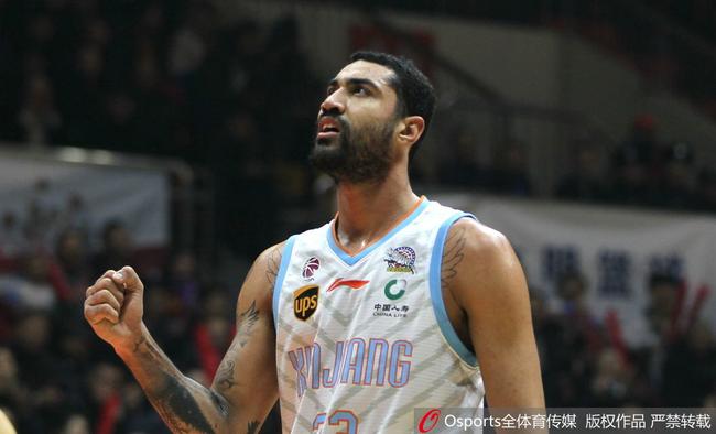 利马今晚发挥抢眼