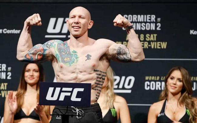 乔什-埃米特将顶替奥尔多出战里卡多-拉马斯