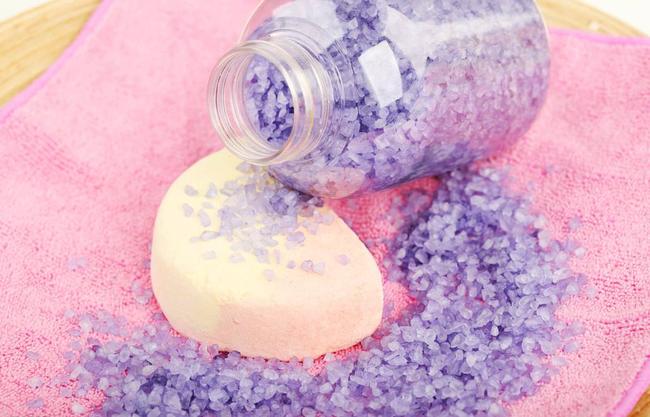 浴盐沐浴真能减肥这些瘦身方法请牢记