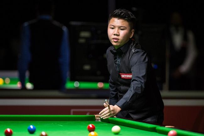 周跃龙不敌彼得-莱恩斯