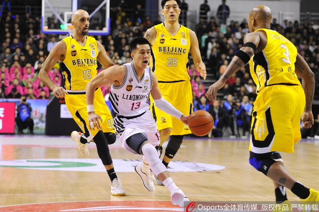 郭艾伦此役发挥出色