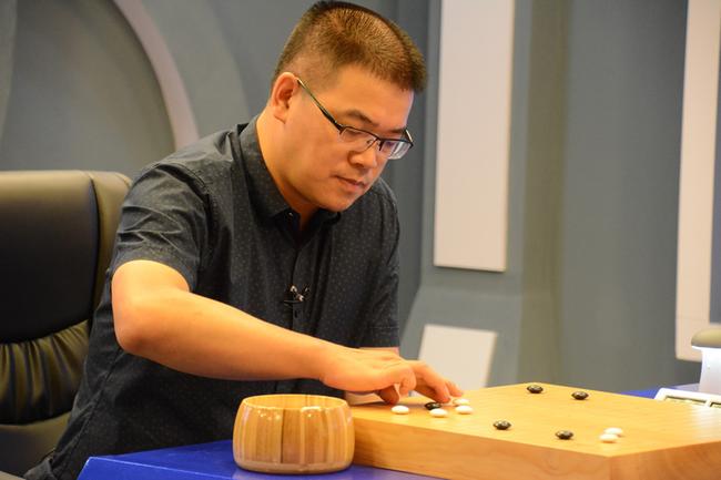 柯国凡出战商界棋王赛