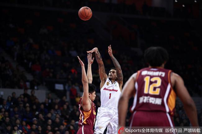 广东队小外援杰克逊没有打出外援的水平