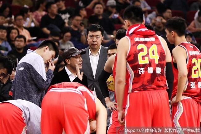 八一与北京之战最后时刻的判罚引发争议