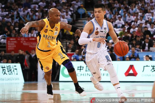 方硕带领北京队击败了马布里的北控队