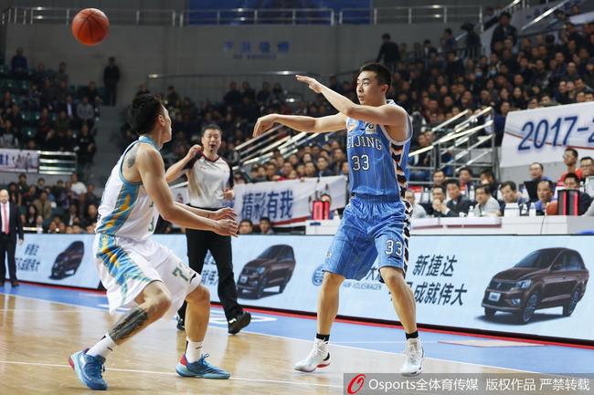 北京队在客场拿下一场胜利