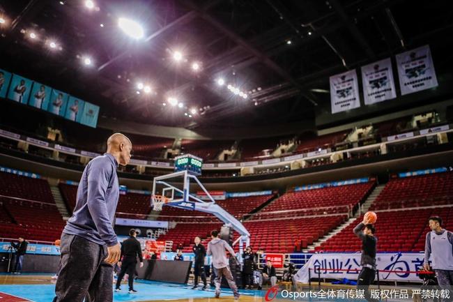 北控男篮三场主场比赛临时调换在五棵松进行