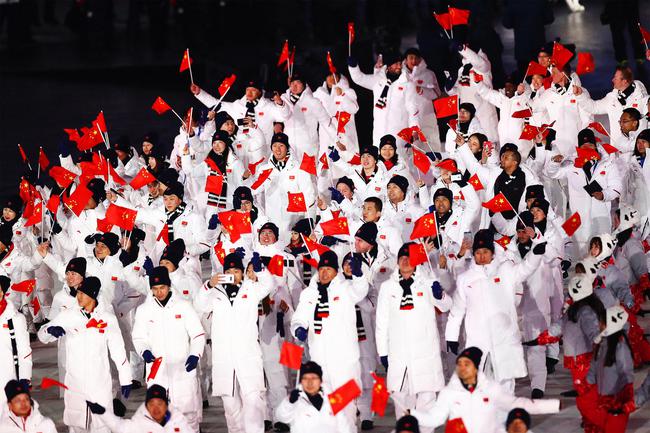 中国体育代表团入场