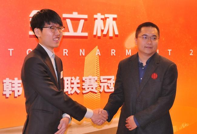 中韩联赛冠军队巅峰对决 申真谞渴望复仇陈耀烨 中韩联赛冠军队巅峰对决 申真谞渴望复仇陈耀烨