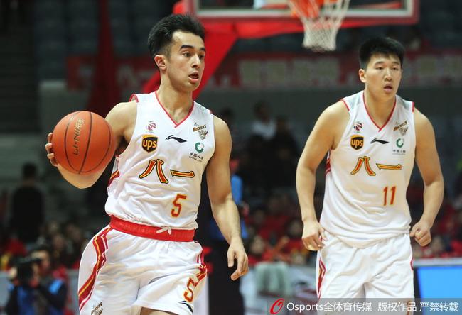 阿尔斯兰今天表现非常出色