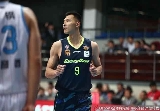 广东两个外援不给力，只剩下阿联一个人苦撑