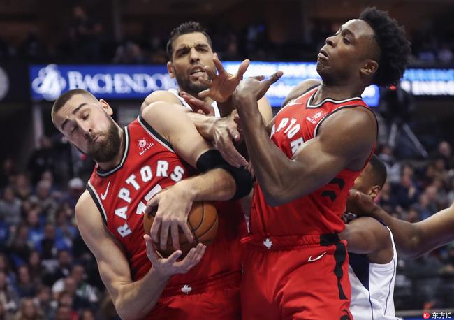 梅杰里争抢篮板