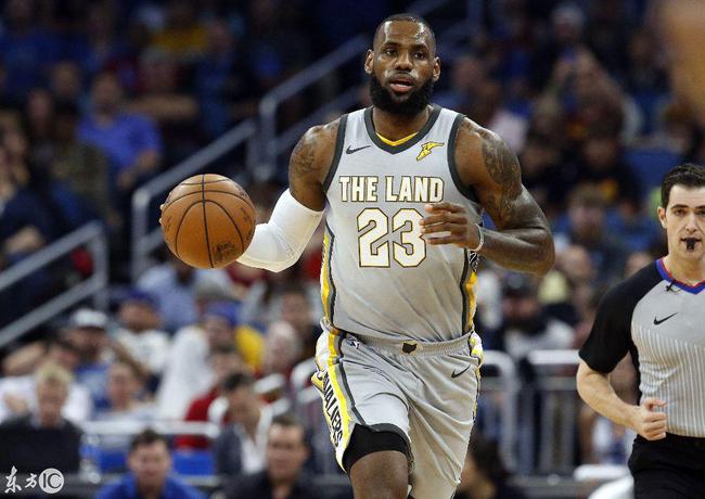 詹皇球衣又成销量冠军