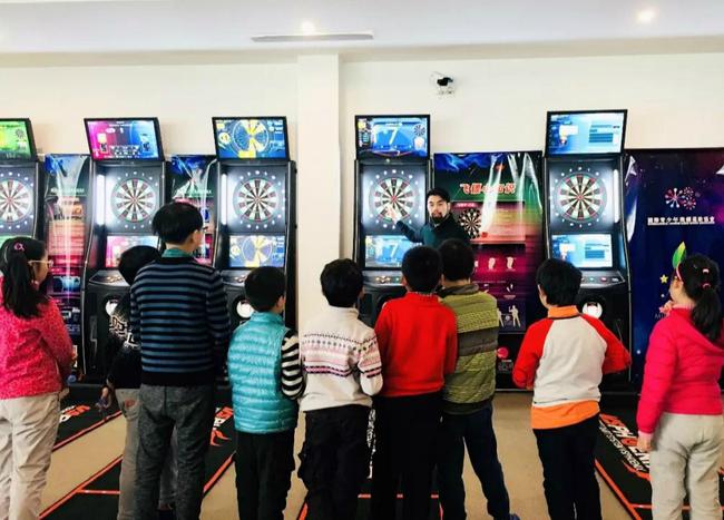 〈水平〉首届上海市中小学生飞镖寒假集训营学成落幕≤教练组