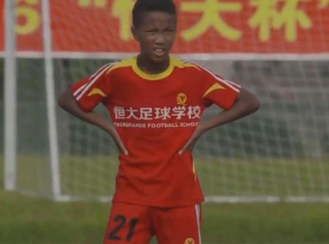 U14国少混血小将王牧