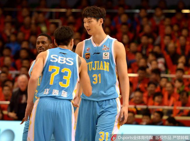 福建队的王哲林、赵泰隆和陈林坚都是得分高手