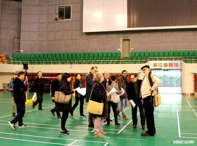 罗纳考察2018年世青赛场地