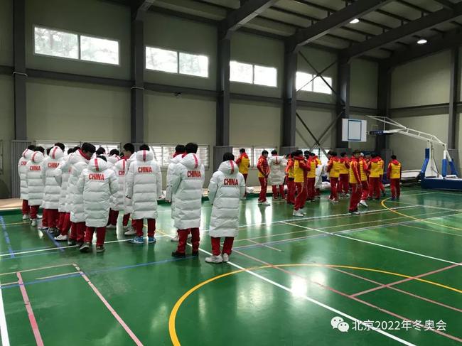 演出人员抵达韩国进行排练