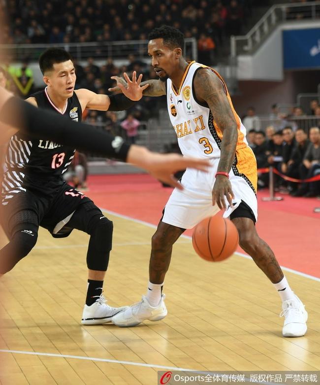 郭少防守詹宁斯