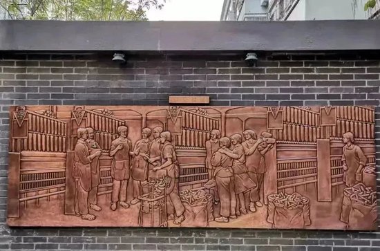 四厂,五厂,六厂,一印   ……就是99向阳巷向前走跳舞,唱歌,遛娃