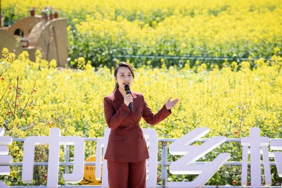 大美春光在路上陕西省最美巾帼乡村旅游推介活动在安康岚皋举行