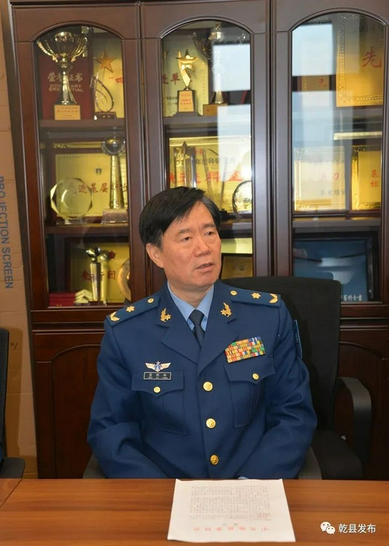 乾县县委书记焦志鹏赴西京医院慰问乾县籍中国科学院院士窦科峰教授