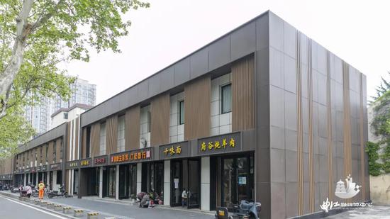 改造后的翠华路植物园二层商业体