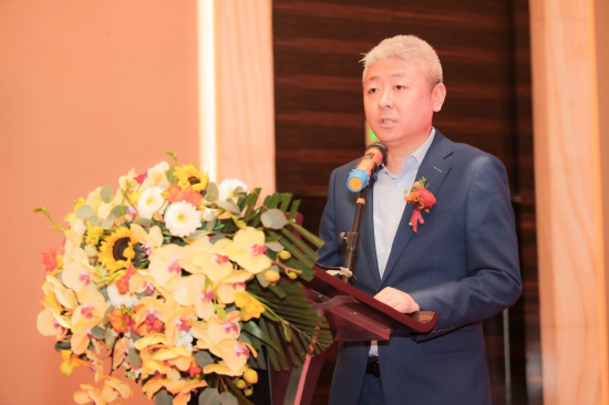 曲江文商集团党总支书记、董事长王翔致辞