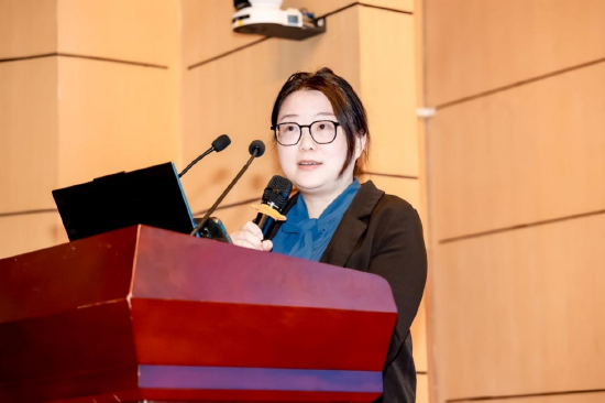 中国数据新闻大赛往届优秀指导老师代表、暨南大学新闻与传播学院刘倩教授