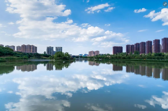 雁鸣湖实景图