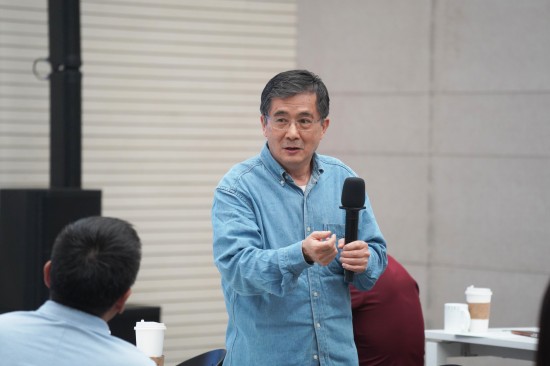 赵炬明教授
