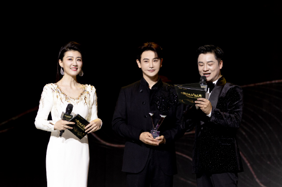 演员孙坚现场互动