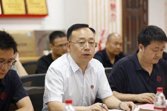 图1 副董事长、常务副校长黄桂林致欢迎辞