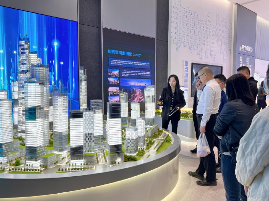 丝路科学城展厅参观