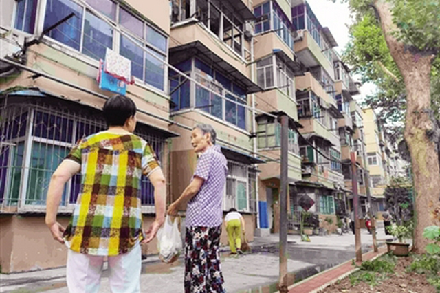 阳台突发火情仨孩子吓得不轻 家长应加强暑期对孩子监管 - Vimarsana News