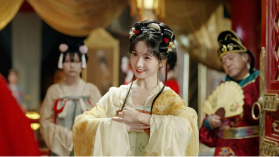 推手曰揖,下手为拜,叉手作礼"   华夏礼仪手势文明巧妙贯穿于视频之中