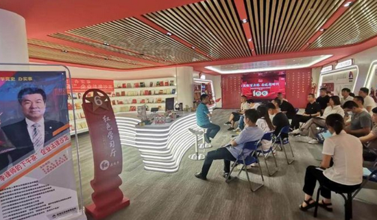 "李律师的下午茶"企业法律沙龙活动走进大明宫建材家居批发基地_新浪陕西_新浪网 - Vimarsana News