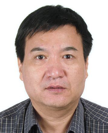 户籍地址:陕西省华阴市华山镇金勃路5号华管局小区2号楼4单元2层202号