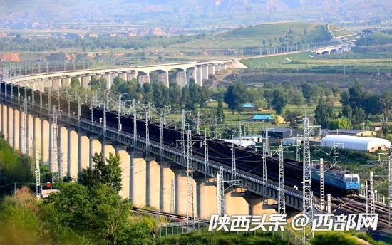 2022年9月19日,浩吉铁路煤炭发送突破1亿吨。