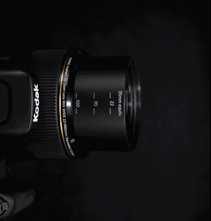 ▲传统镜头变焦