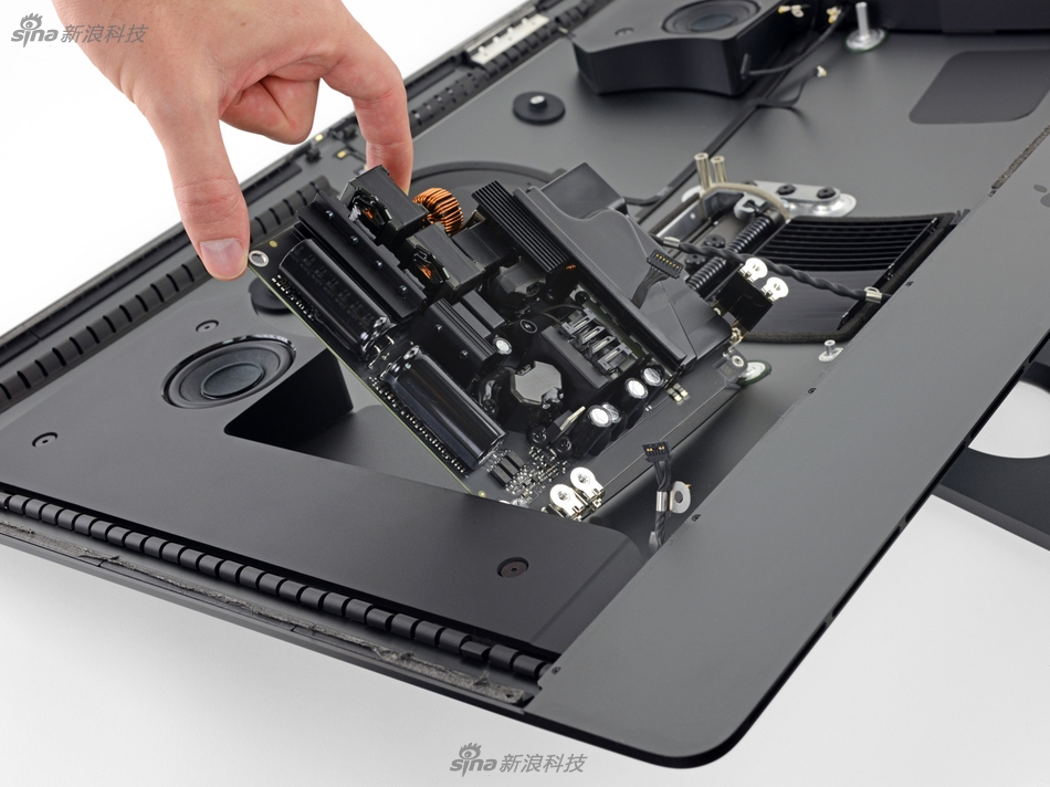 最强苹果电脑内部揭秘 imac pro拆解